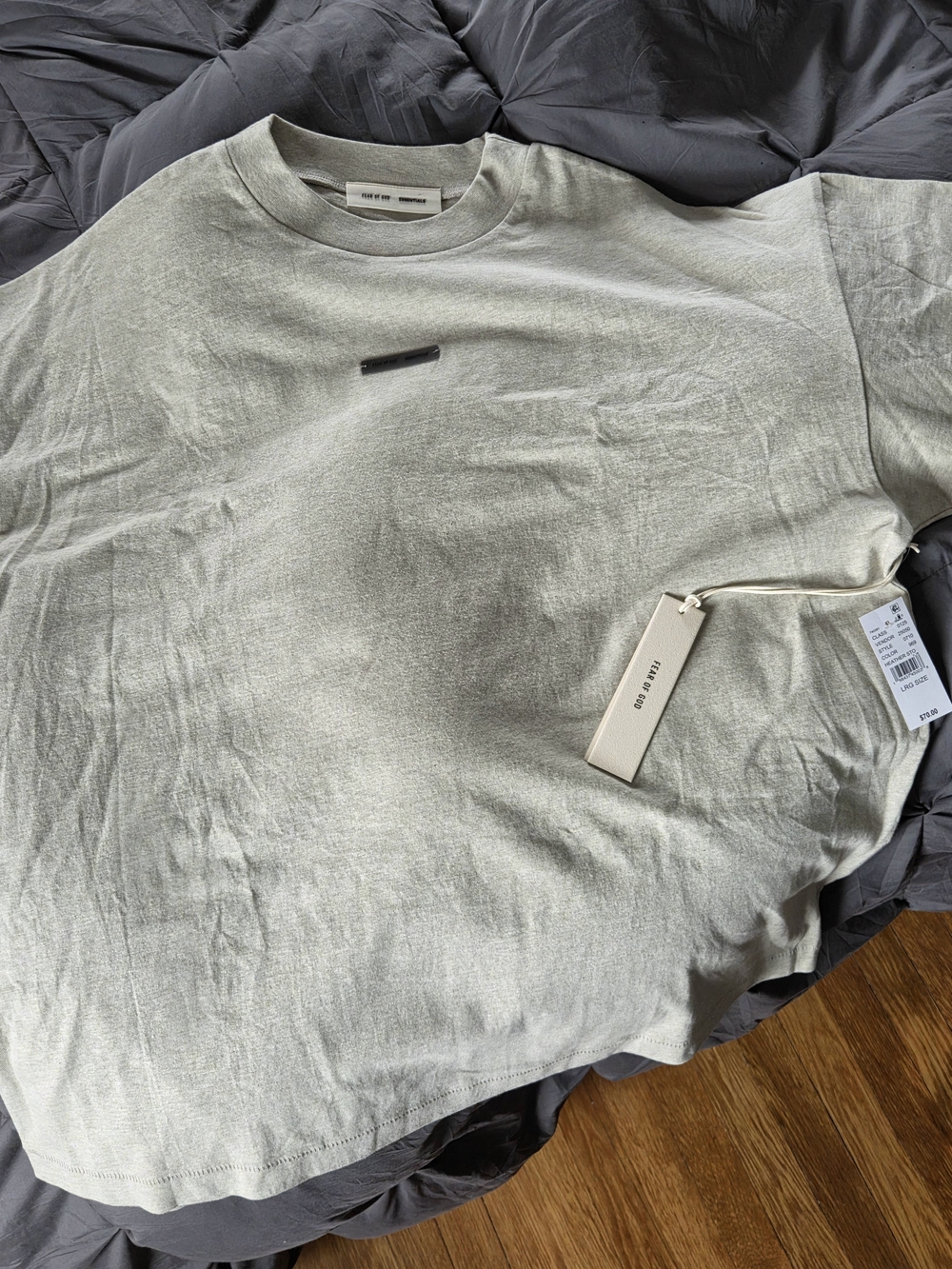 Fear of God Essentials Men’s OVERSIZED (Heather STONE) T‑Shirt & Shorts Set - Picture 2 of 11